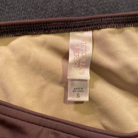 Victoria’s Secret bikini - Picture 4 of 6